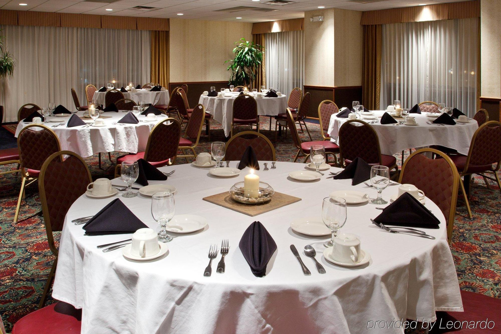 Four Points By Sheraton Cleveland Airport Eksteriør billede