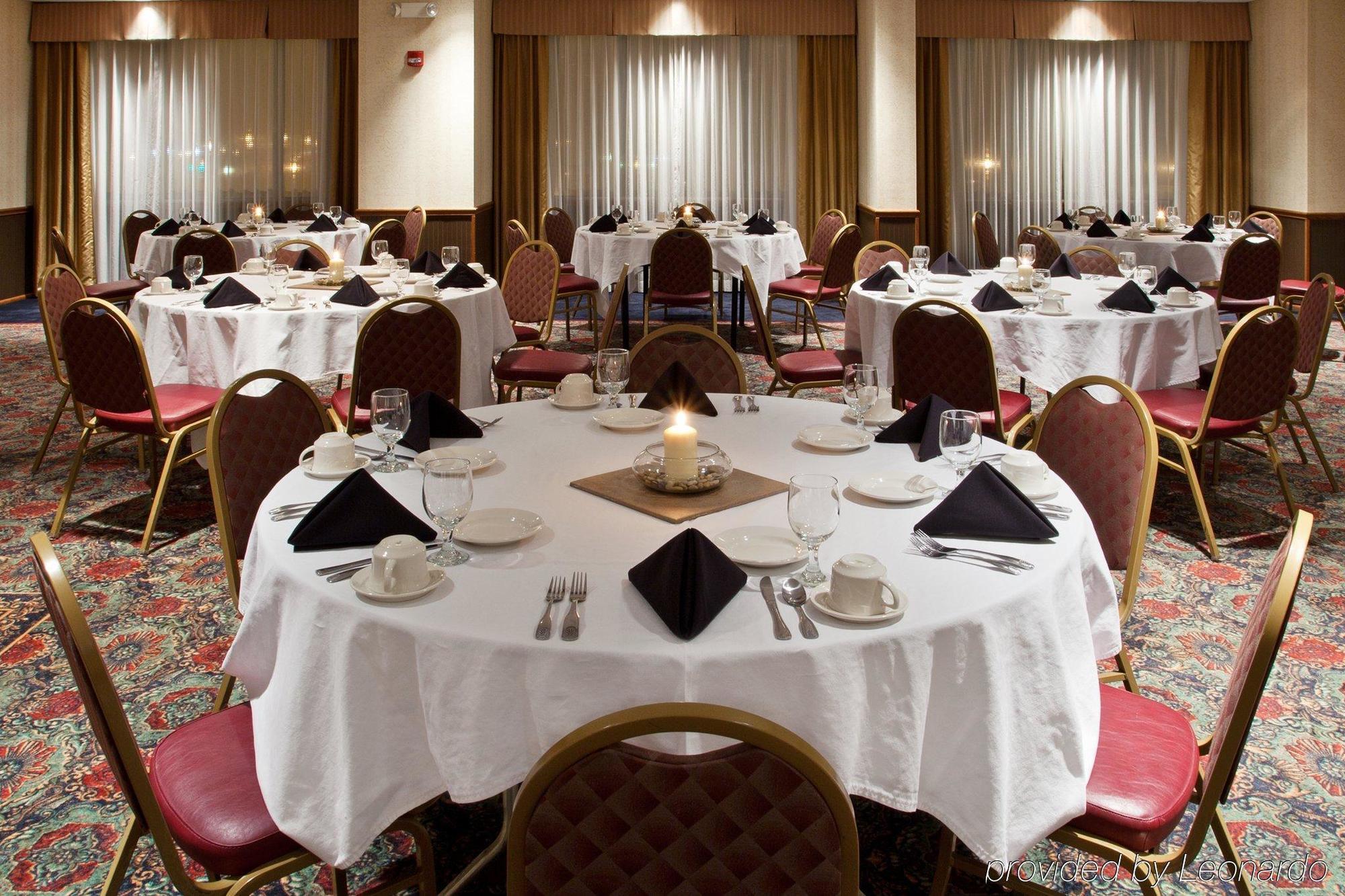 Four Points By Sheraton Cleveland Airport Eksteriør billede