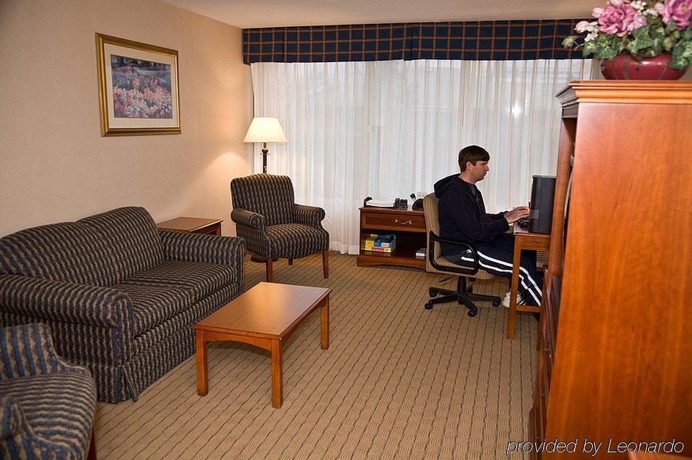 Four Points By Sheraton Cleveland Airport Eksteriør billede